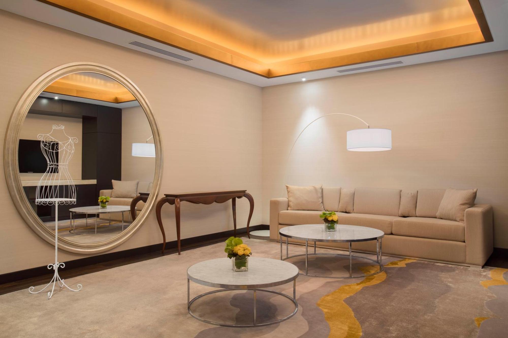 The Westin Doha Hotel & Spa Bagian luar foto